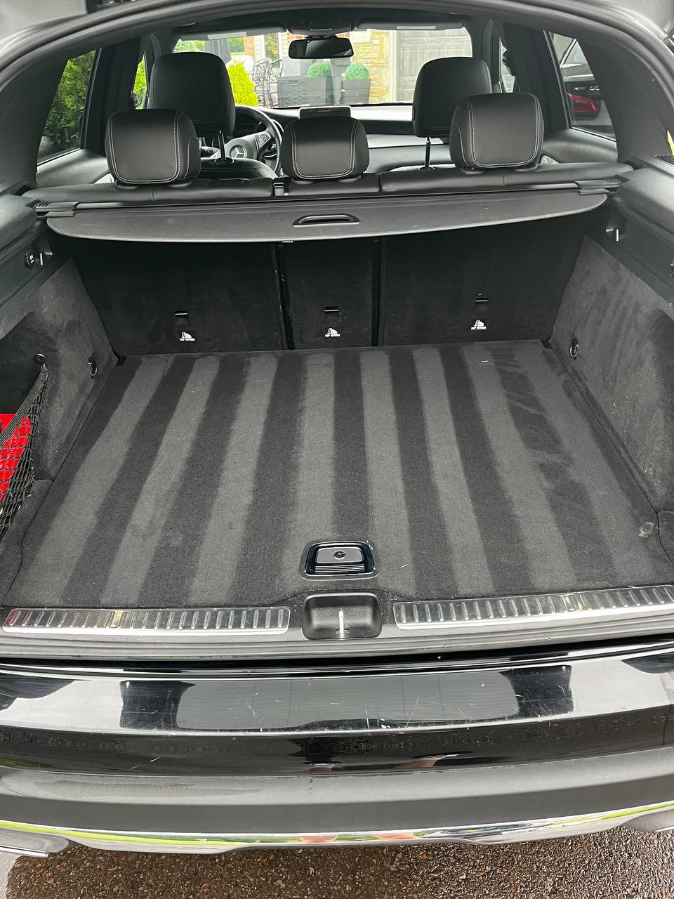 express auto detail in bucks county after interior detail of trunk on black Mercedes SUV using mobile detailing service